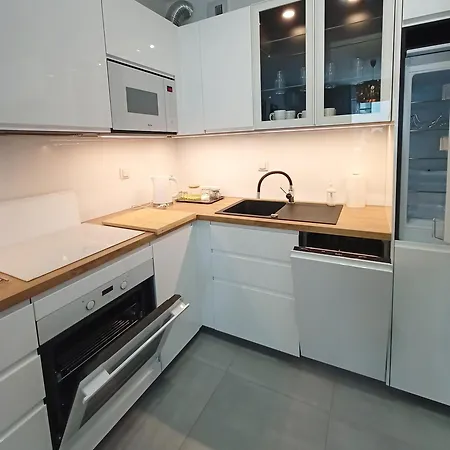 Gold Key Nowy Z Parkingiem I Klimatyzacja Apartman Pruszków