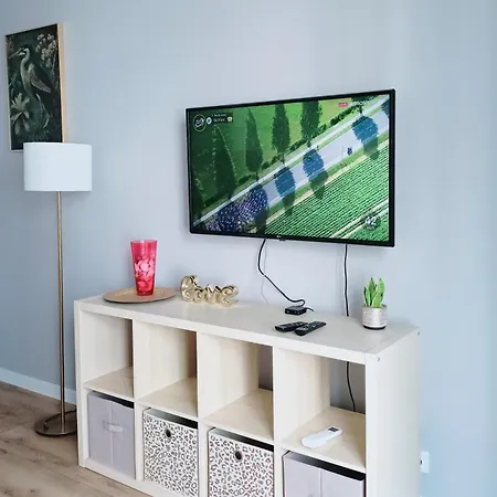 Gold Key Nowy Z Parkingiem I Klimatyzacja Apartman Pruszków